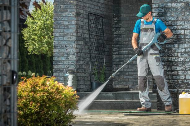 Best Spring Cleaning  in Anahuac, TX